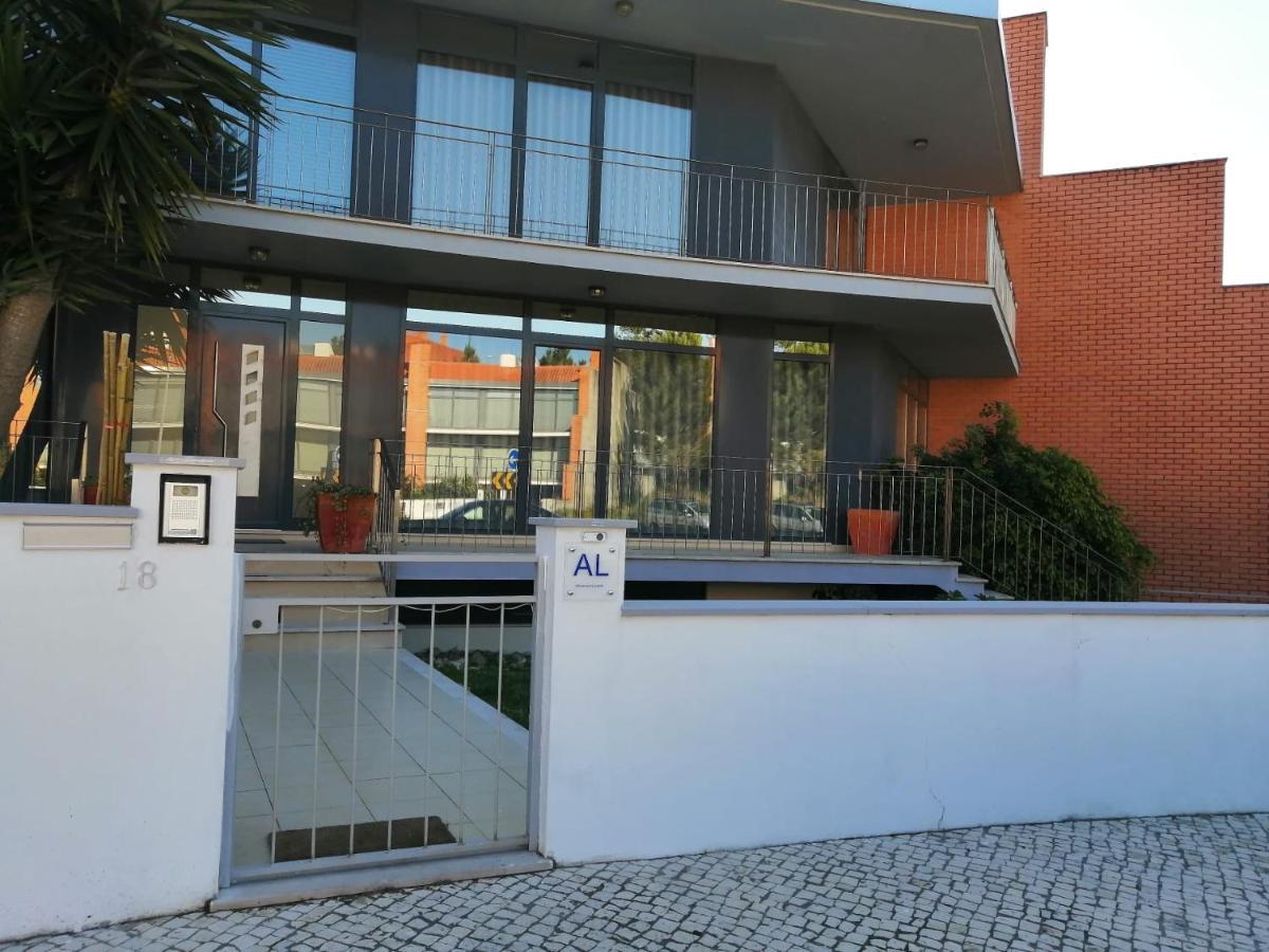Blue Bird House - Bbh Hotel Figueira da Foz Exterior foto